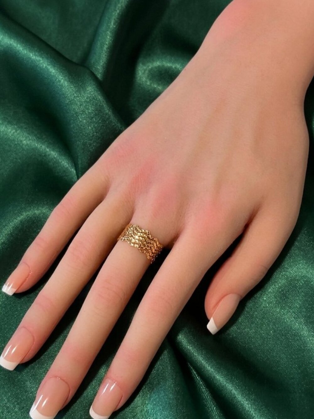 18K Gold Ring Wave 1.66g Size 6 - Picture 8 of 8